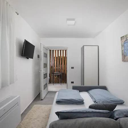 4-bedroom With Pool Near * Vodnjan